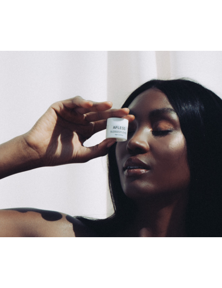 contorno de ojos blossom eyes